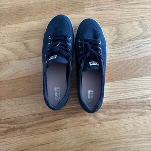 Keds women’s  Navy canvas Sneakers size 9.5
